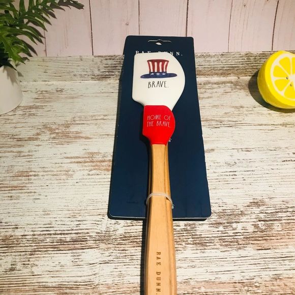 Rae Dunn BRAVE & HOME OF THE BRAVE 4th of July spatula set - Picture 2 of 3